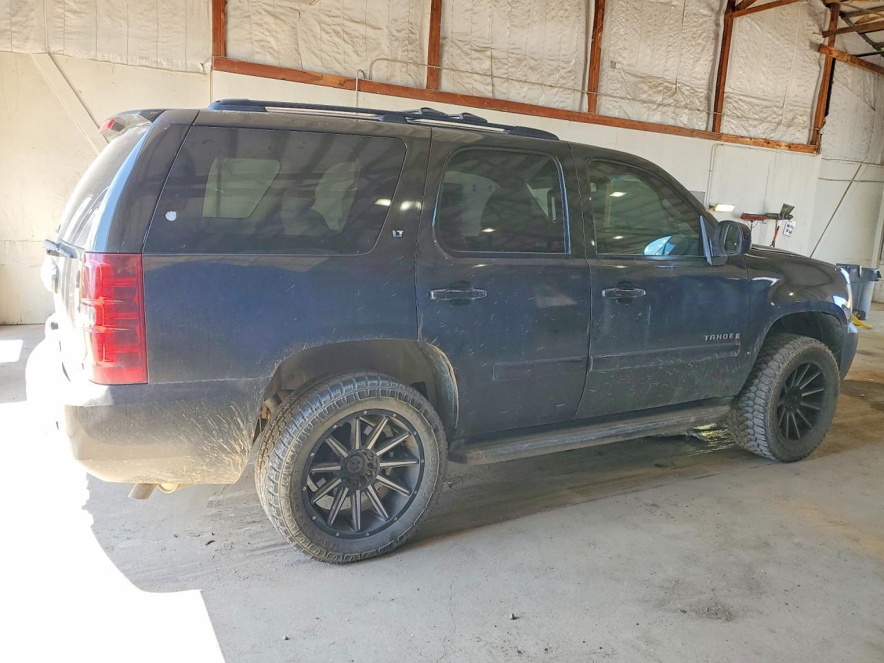 2008 Chevrolet Tahoe C1500 - Image 3