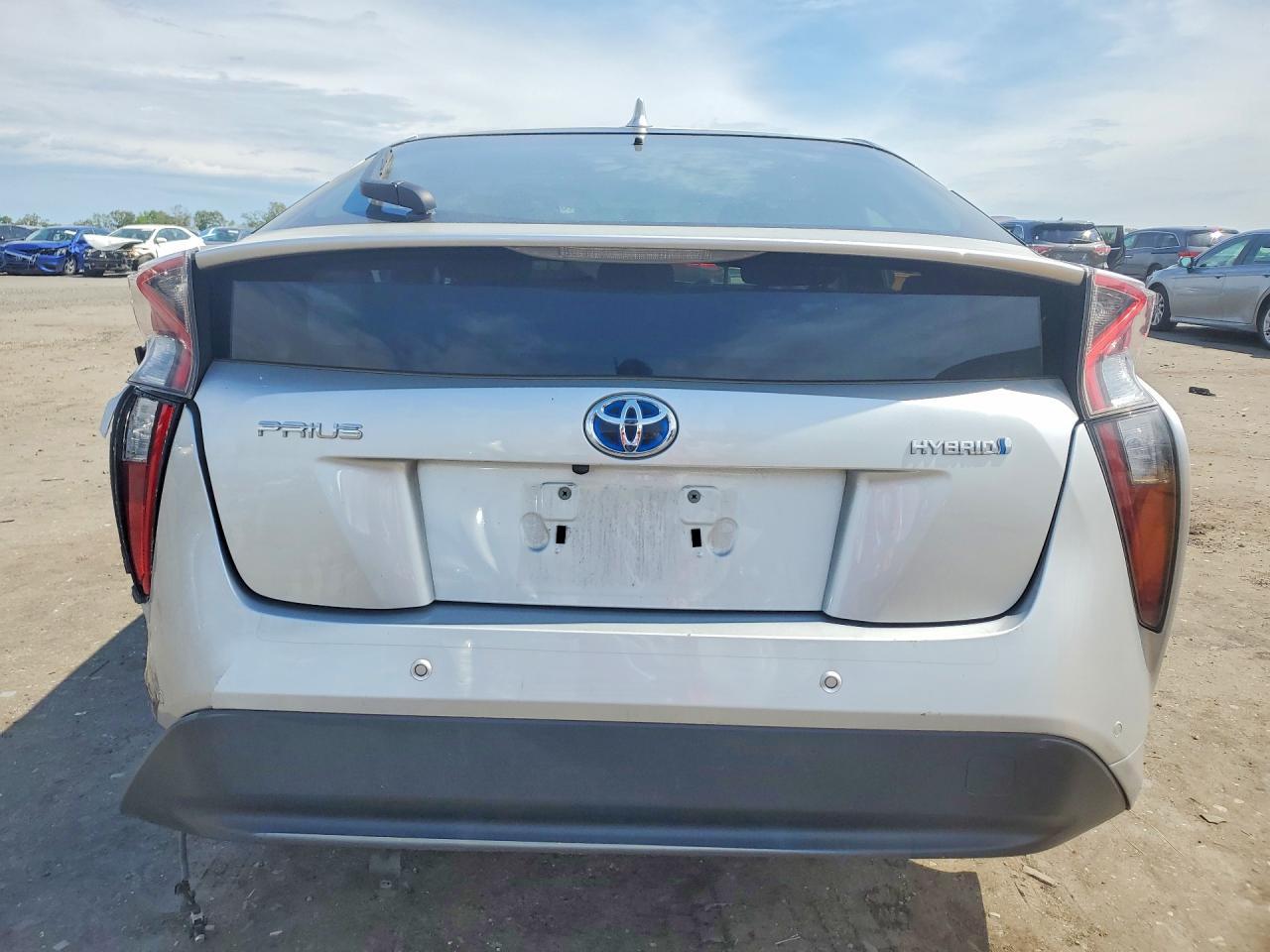 2018 Toyota Prius Two - Image 6