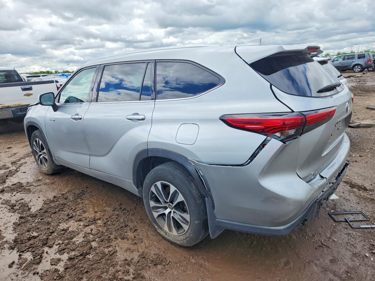 2021 Toyota Highlander Hybrid Xle - Фото 2