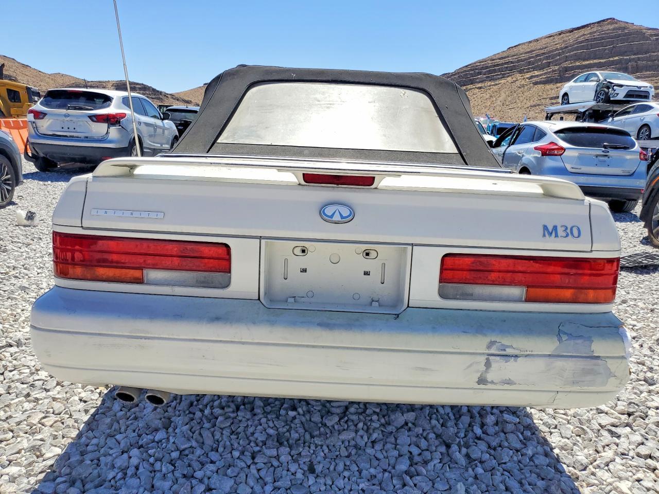 1992 Infiniti M30 Base - Image 6