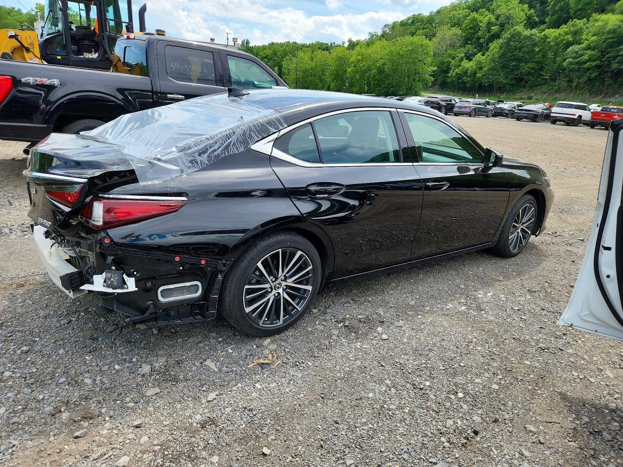 2024 Lexus Es 350 Base - Image 3