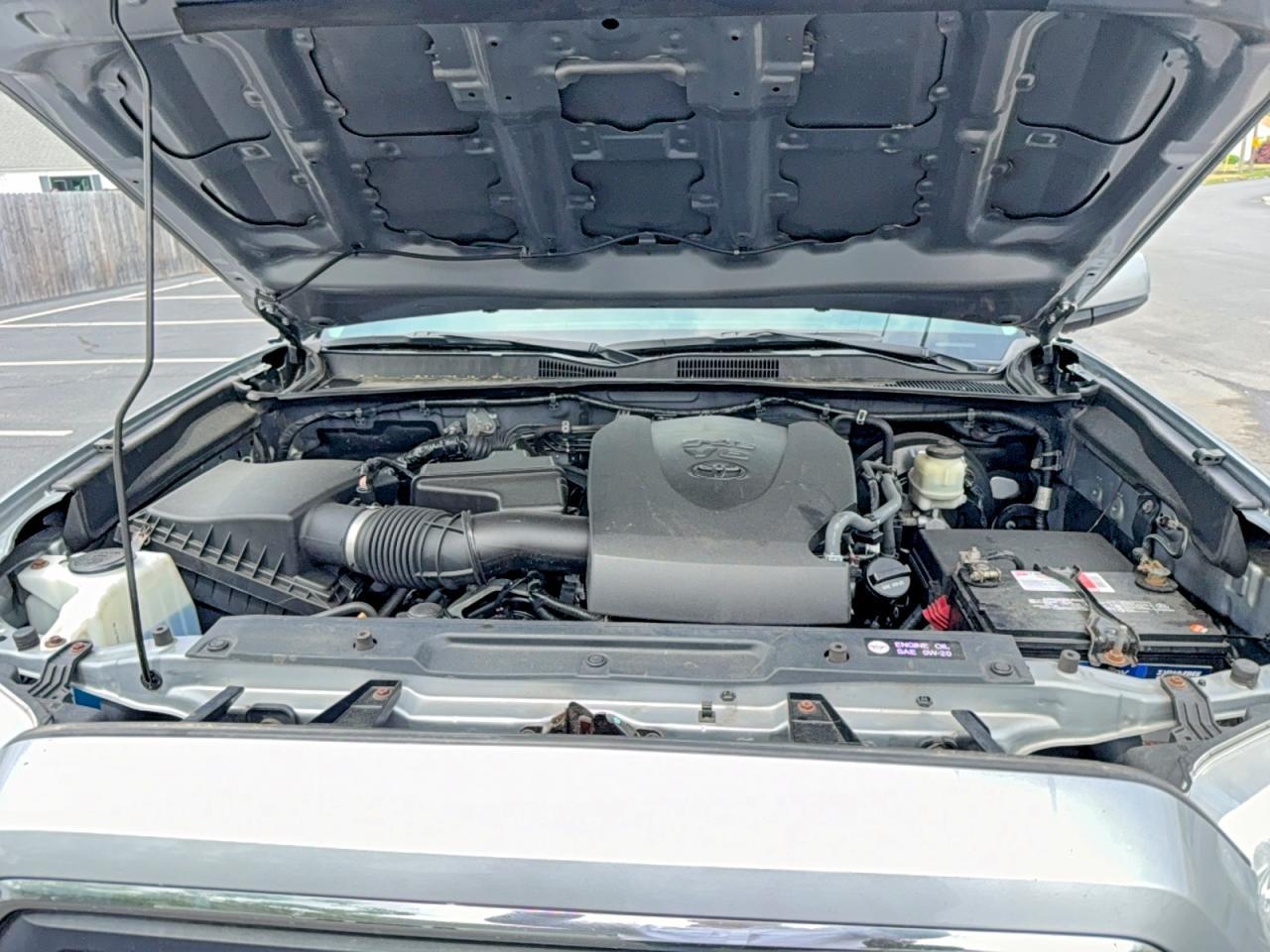2016 Toyota Tacoma Sr5 V6 - Image 7