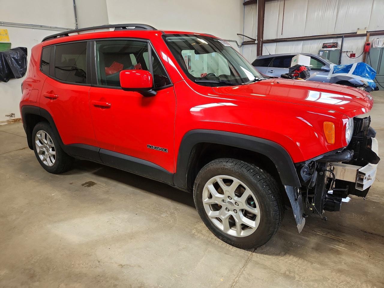 2017 Jeep Renegade Latitude - Image 4