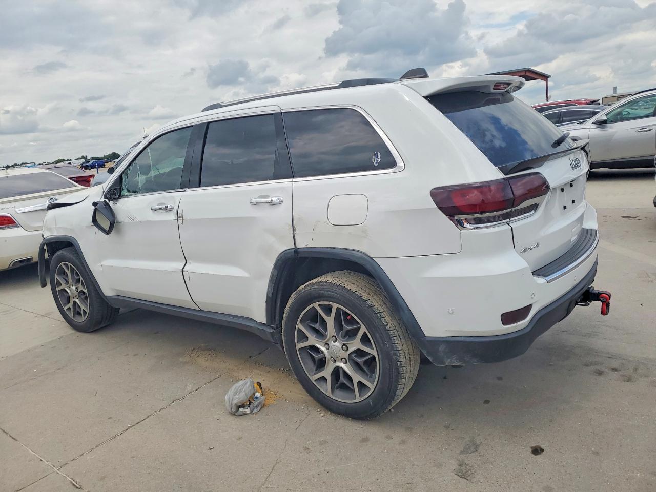 2022 Jeep Grand Cherokee Limited - Image 2