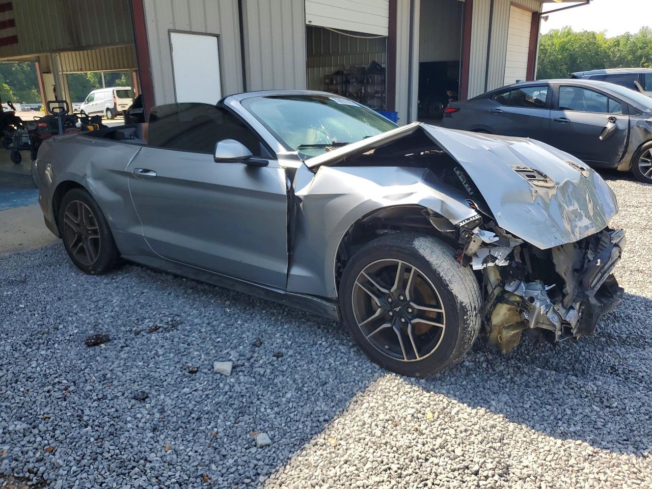 2020 Ford Mustang - Image 4