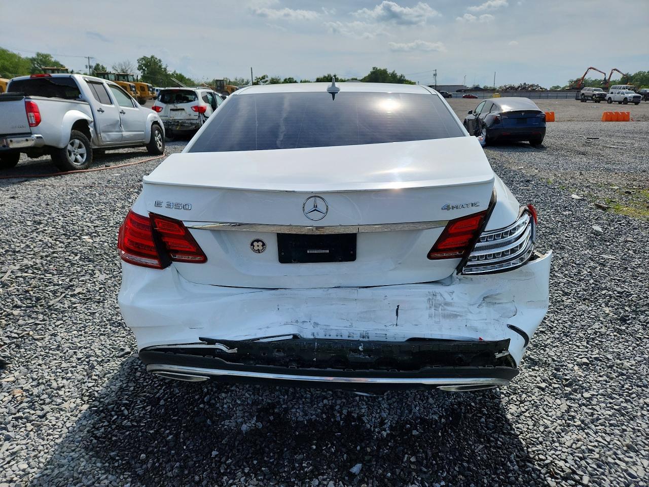 2016 Mercedes-Benz E 350 4Matic - Image 6