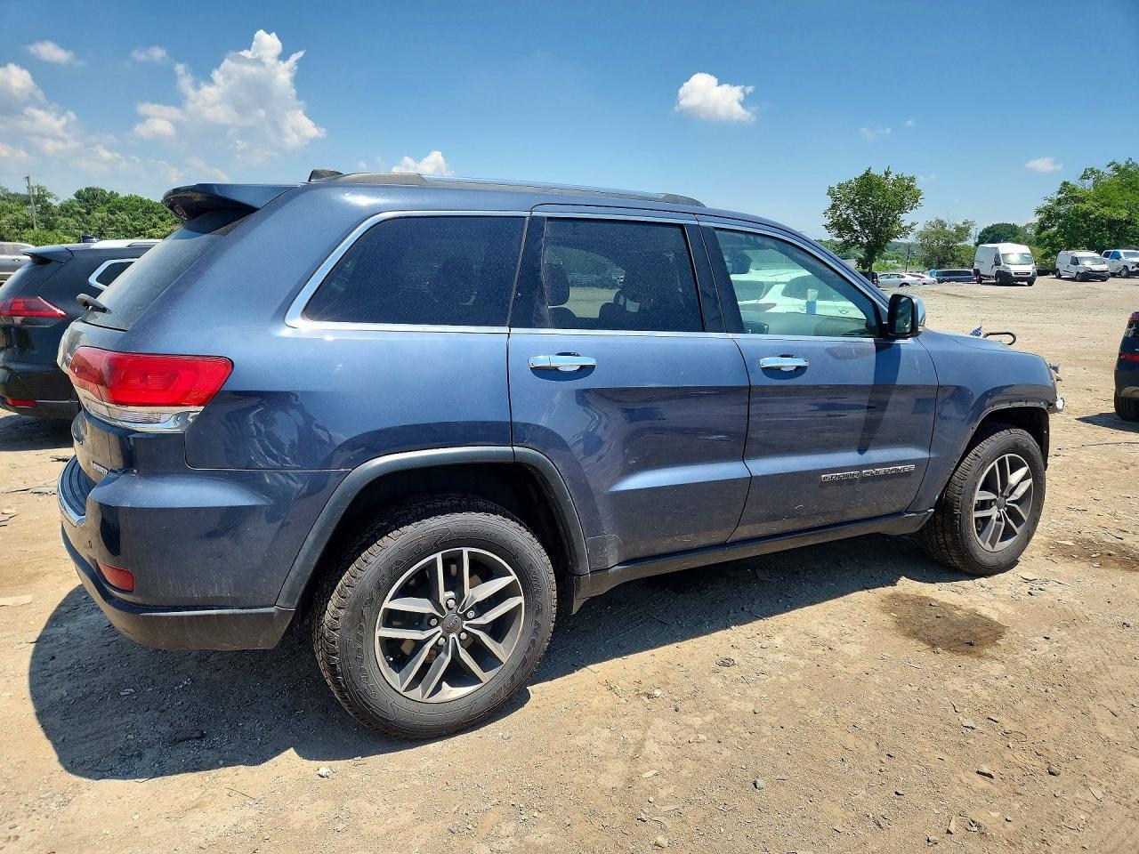 2019 Jeep Grand Cherokee Limited - Image 3