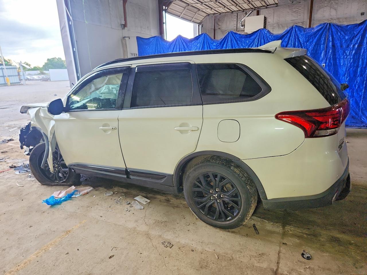 2018 Mitsubishi Outlander Se - Фото 2