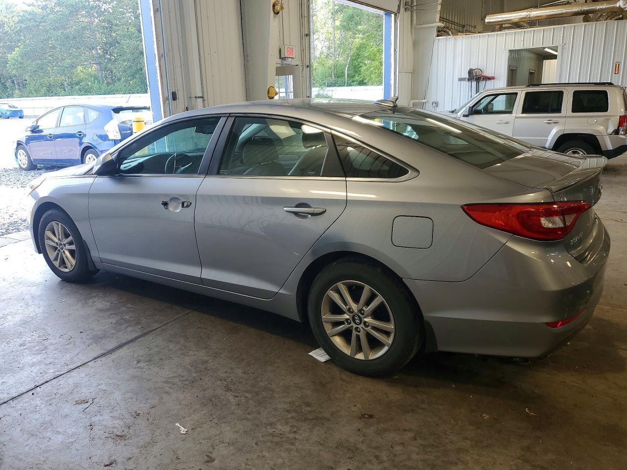 2015 Hyundai Sonata Se - Image 2
