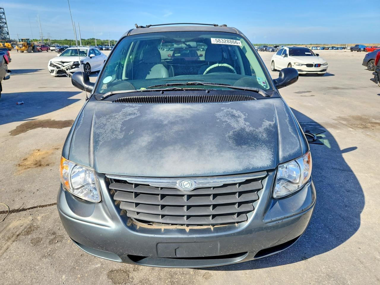 2006 Chrysler Town & Country Touring - Фото 5