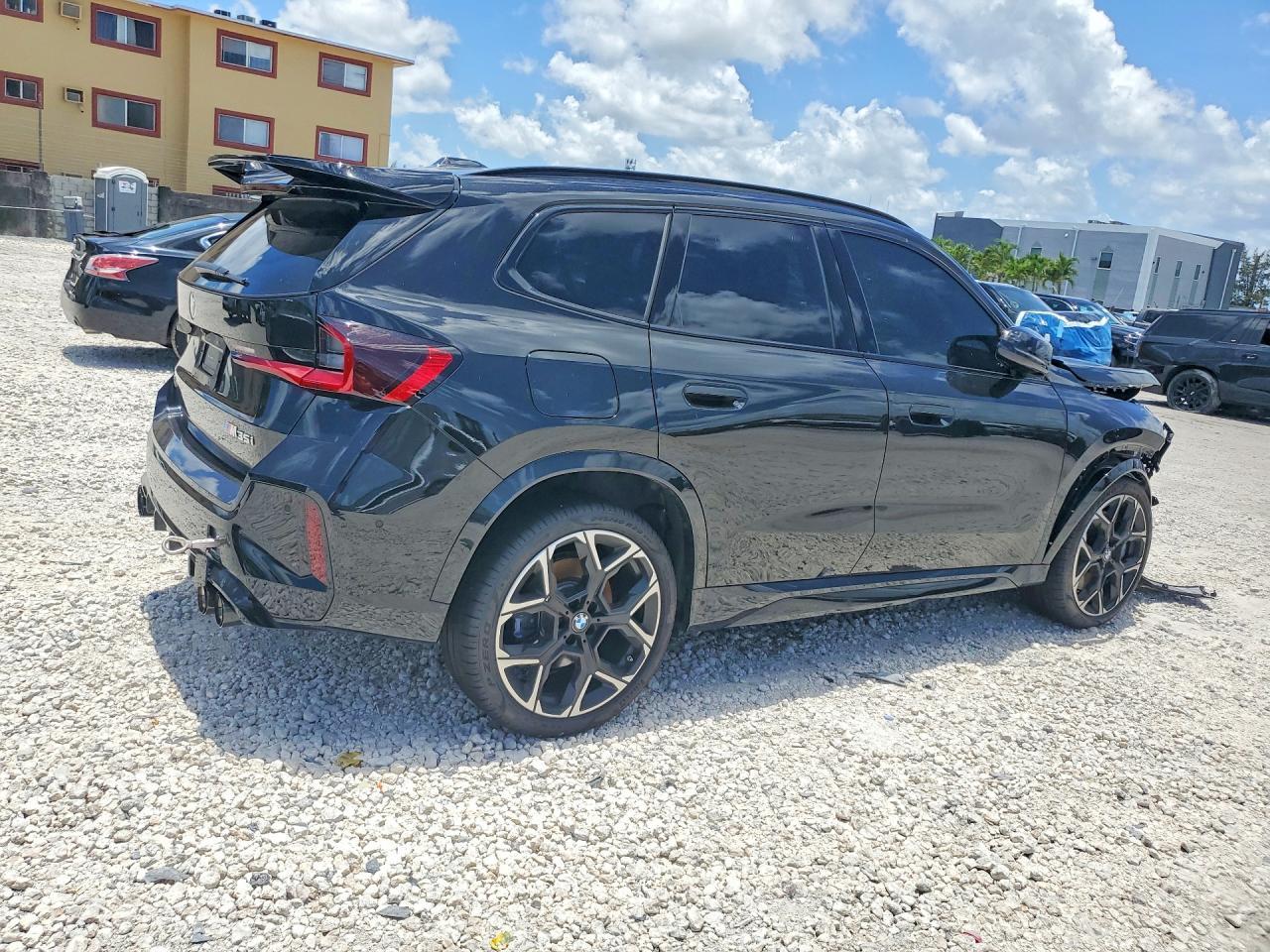 2026 BMW X1 M35I - Фото 3