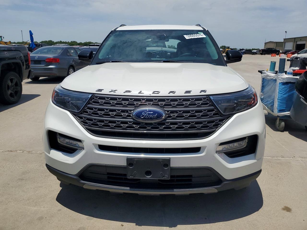 2022 Ford Explorer Xlt - Image 5