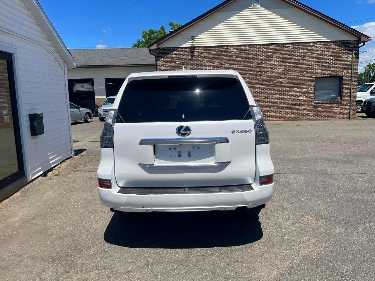 2023 Lexus Gx 460 - Image 6