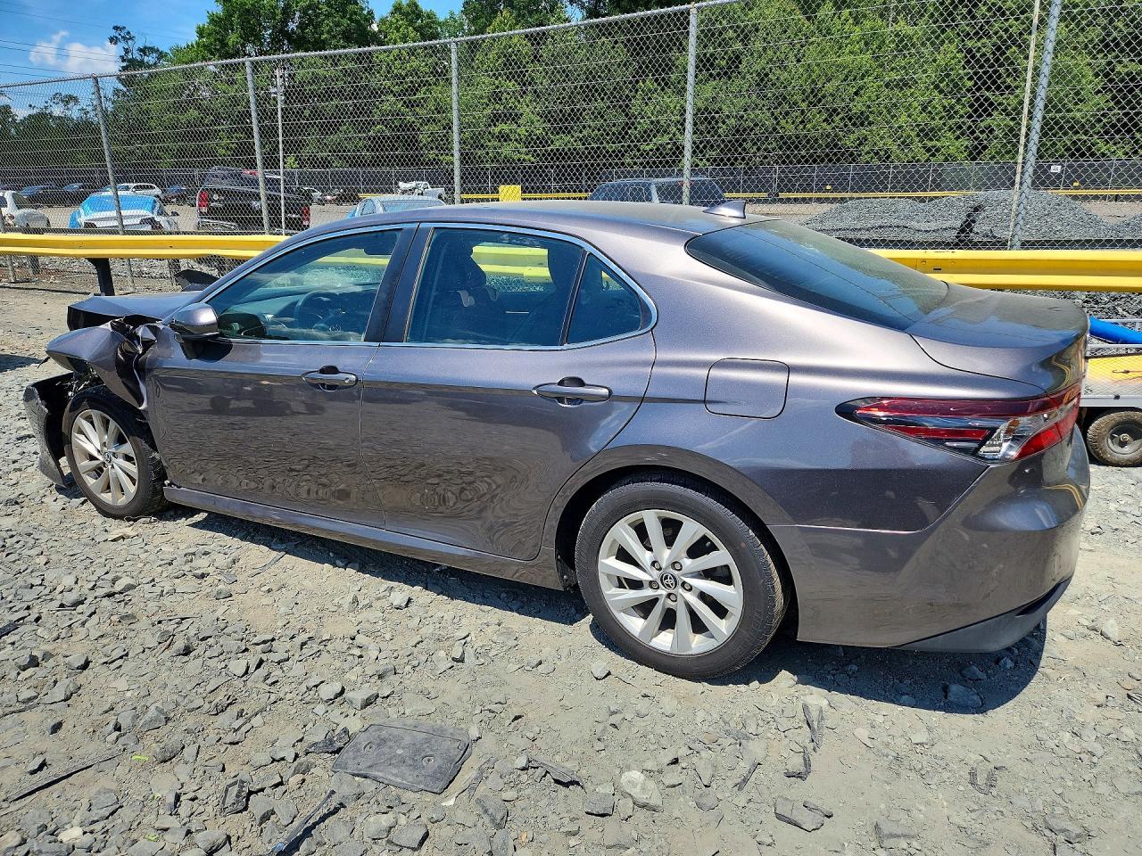 2022 Toyota Camry Le - Image 2