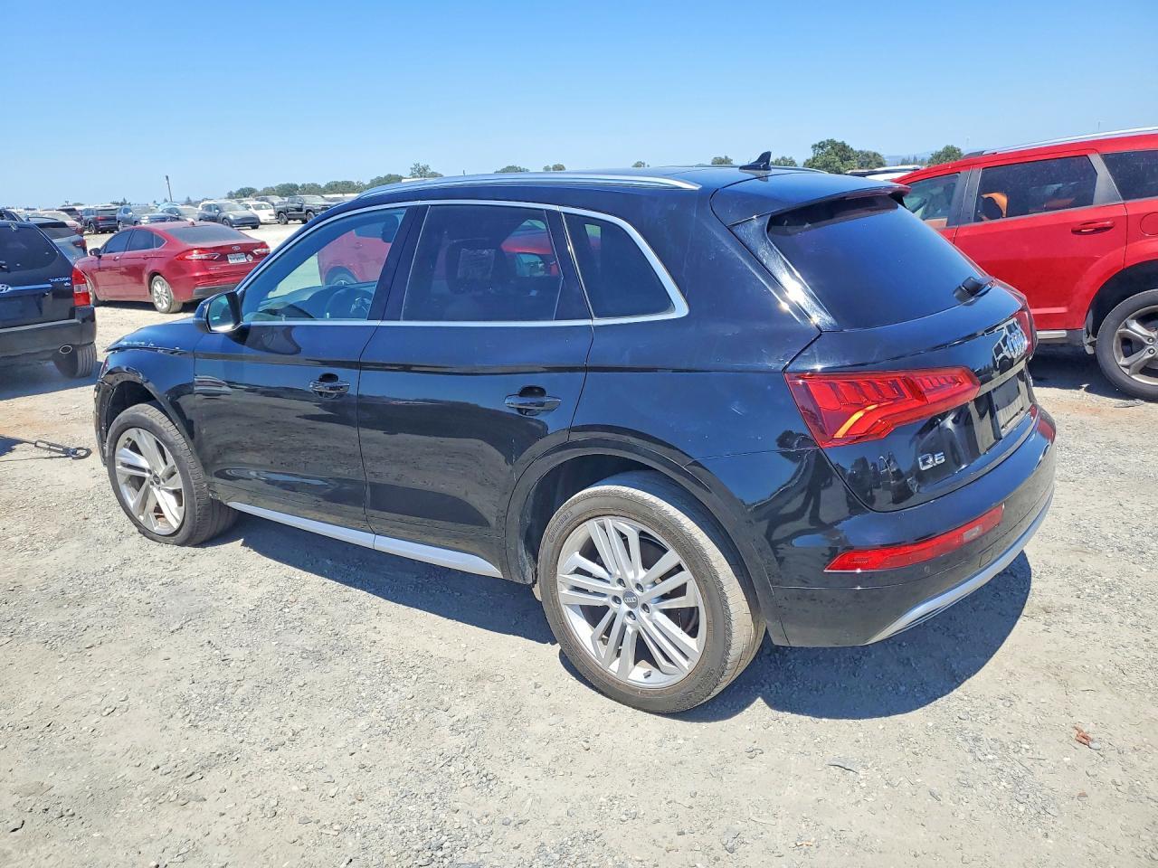 2018 Audi Q5 Premium Plus - Фото 2