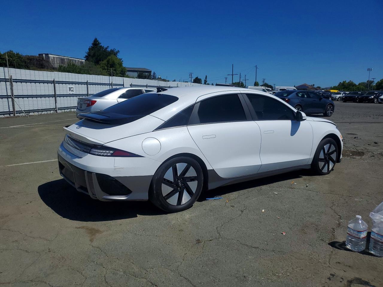 2025 Hyundai Ioniq 6 Se Standard Range - Фото 3