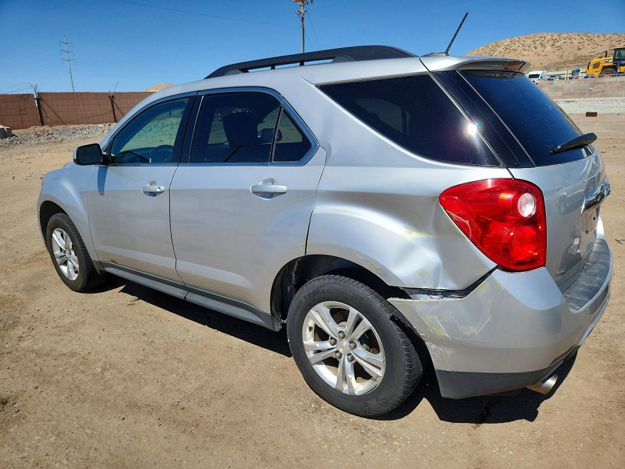 2015 Chevrolet Equinox Lt - Image 2