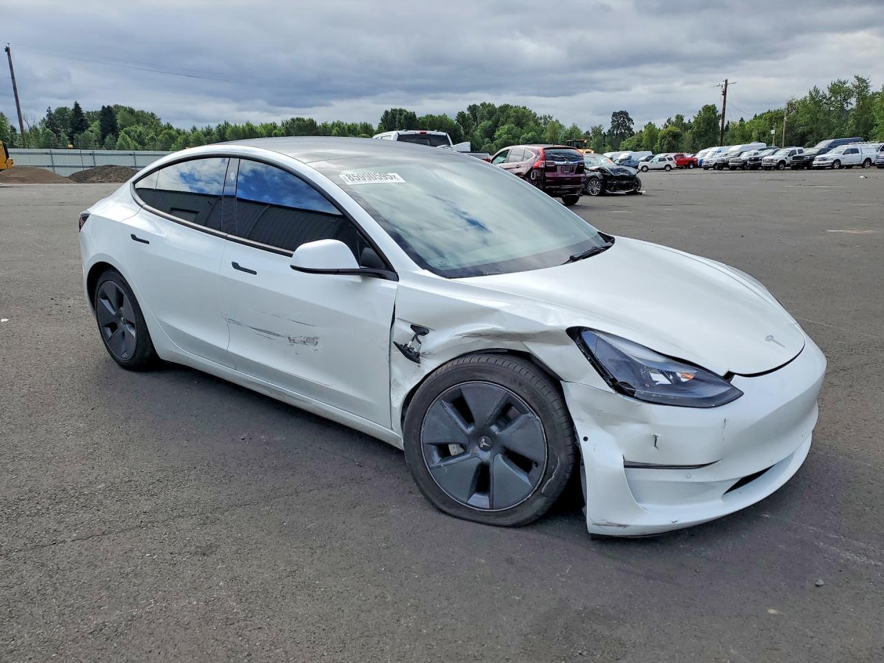 2022 Tesla Model 3 - Фото 4