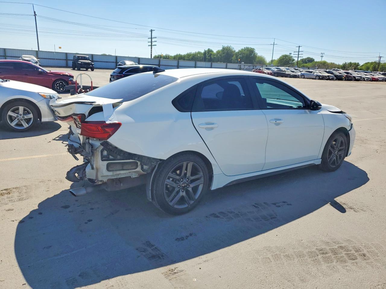 2020 Kia Forte - Фото 3