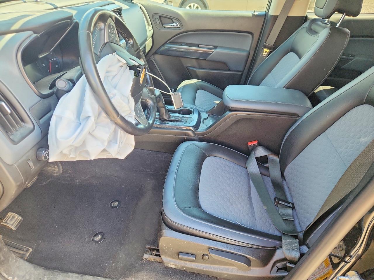 2019 Chevrolet Colorado Z71 - Image 7