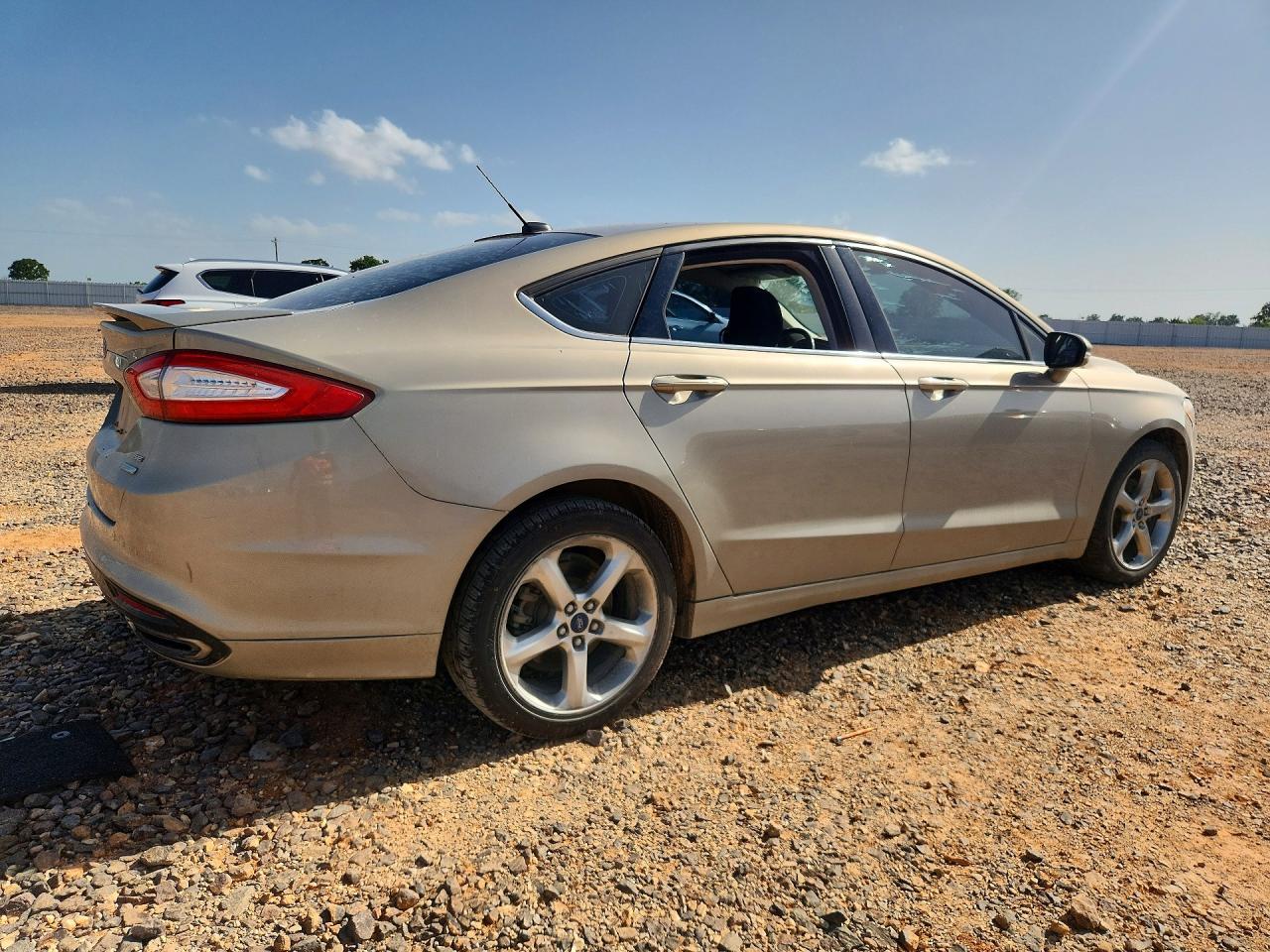 2015 Ford Fusion Se - Фото 3