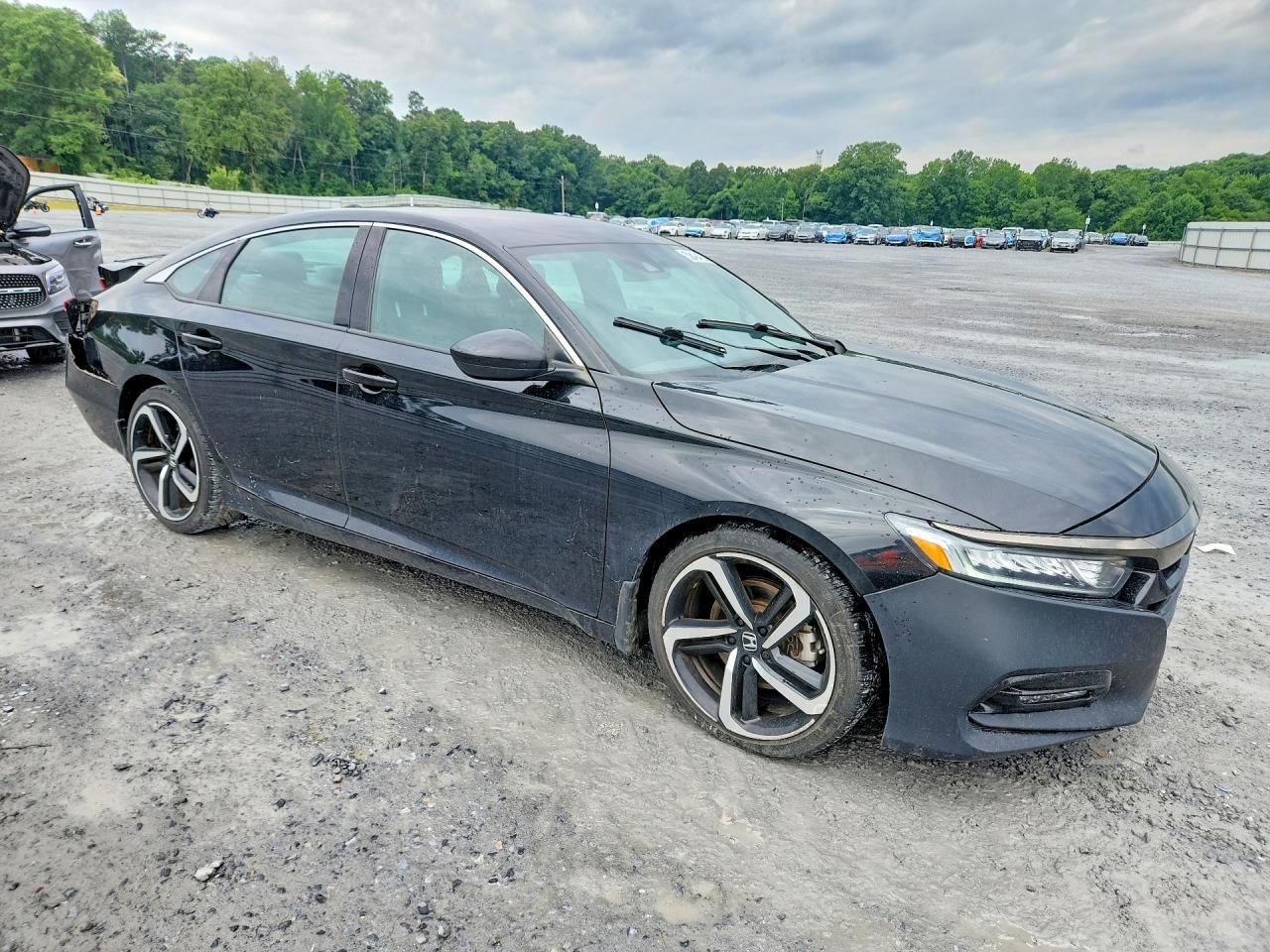 2020 Honda Accord Sport - Image 4