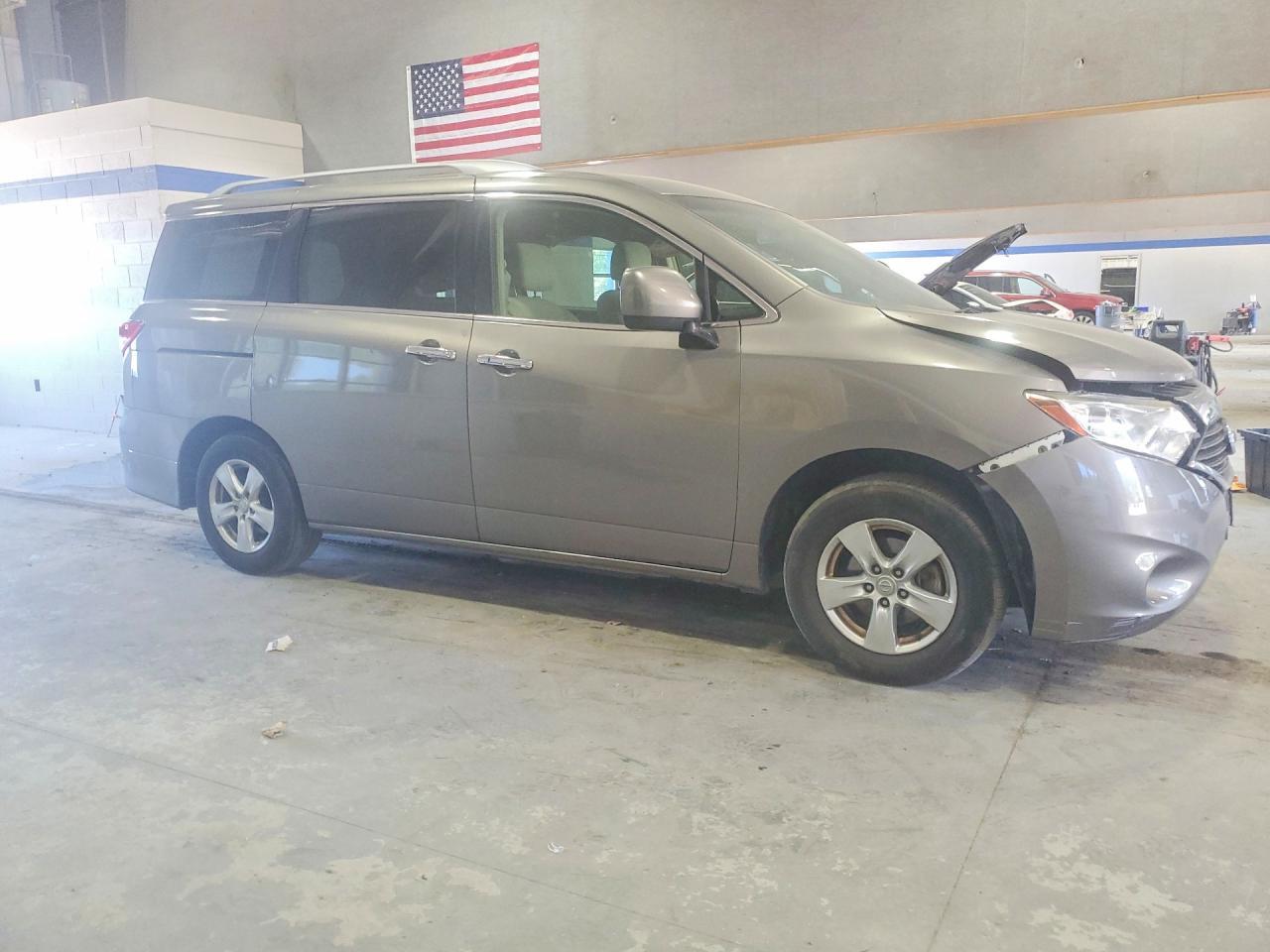 2017 Nissan Quest Sv - Image 4