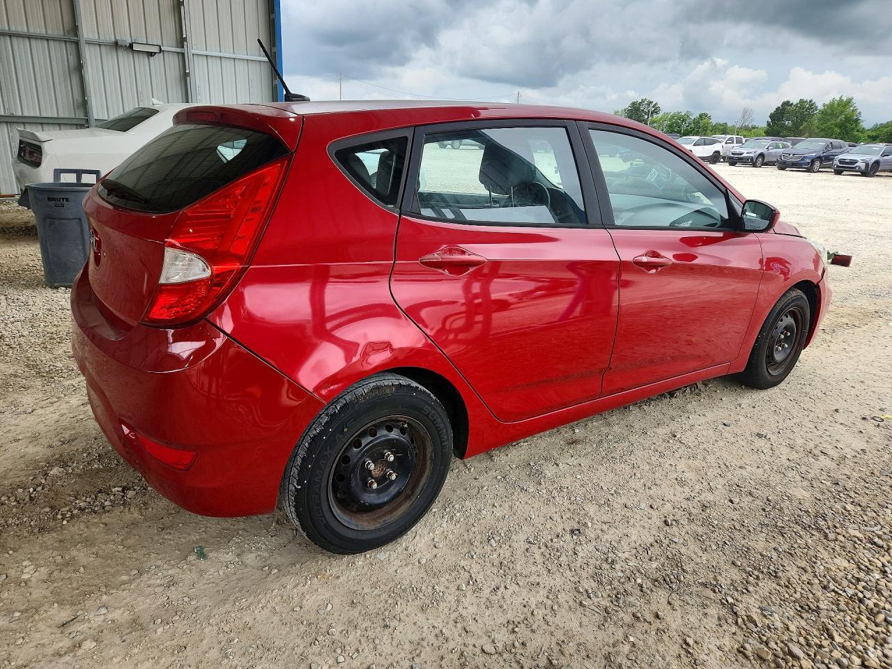 2016 Hyundai Accent Se - Image 3