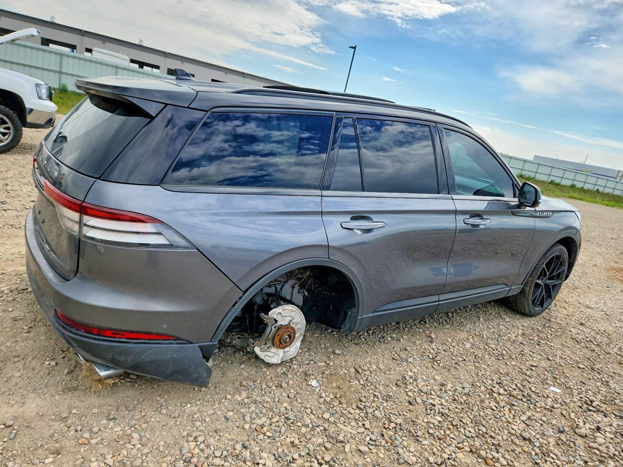 2022 Lincoln Aviator Reserve - Фото 3