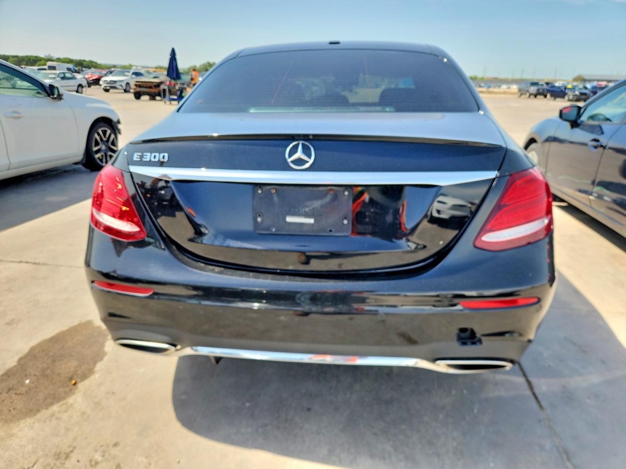 2019 Mercedes-Benz E 300 - Image 6