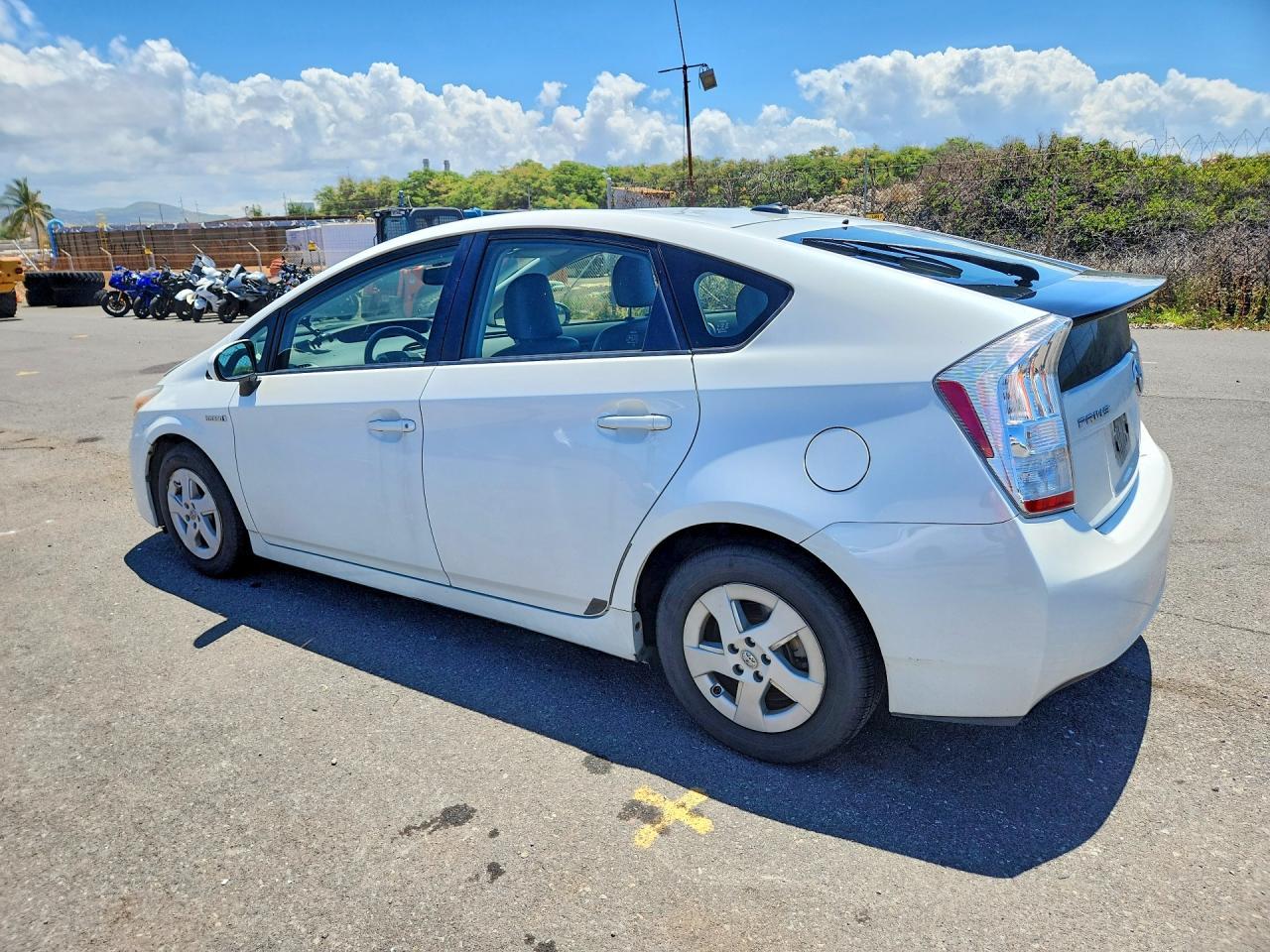 2011 Toyota Prius One - Image 2