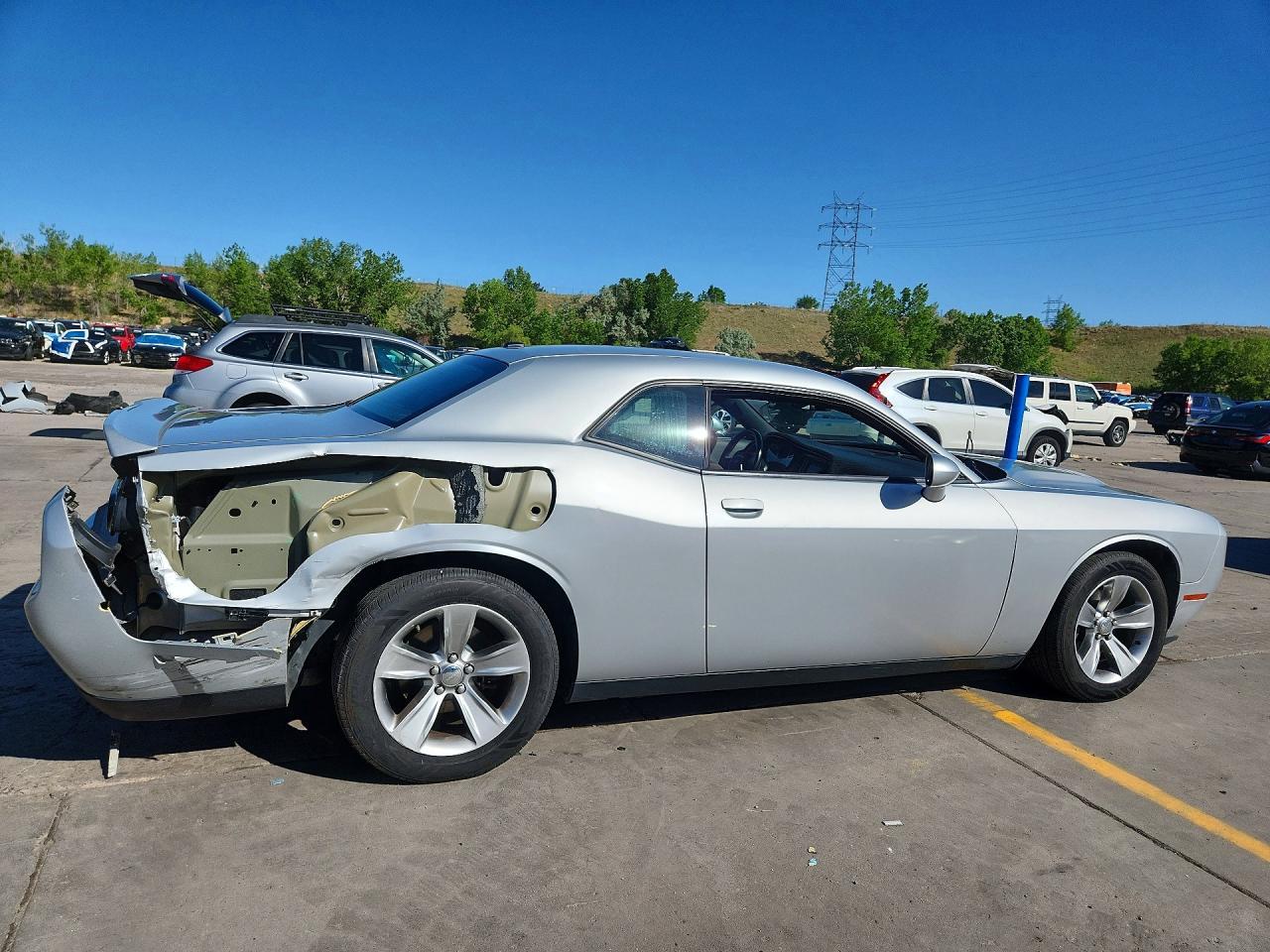 2020 Dodge Challenger Sxt - Image 3