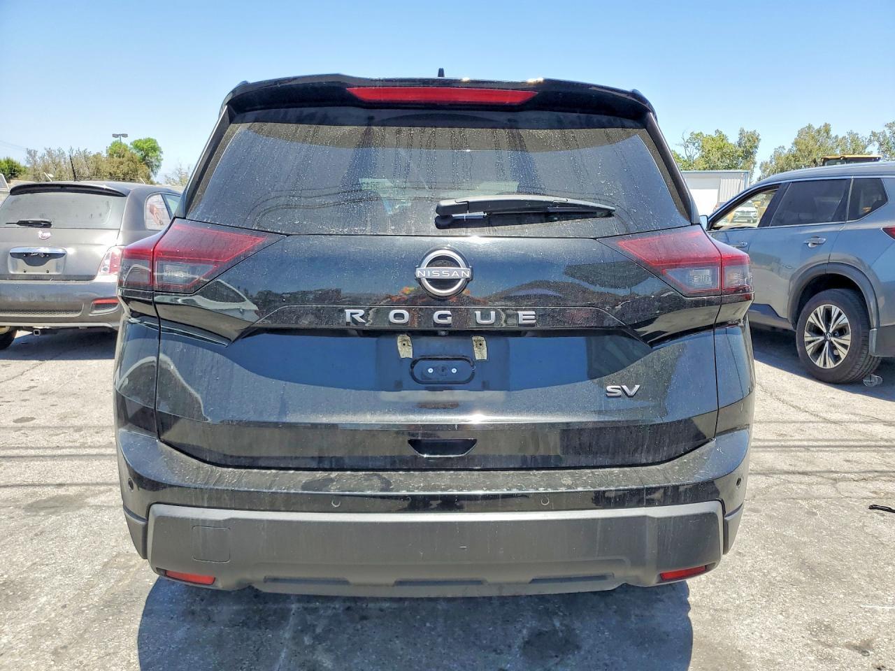 2024 Nissan Rogue Sv - Image 6