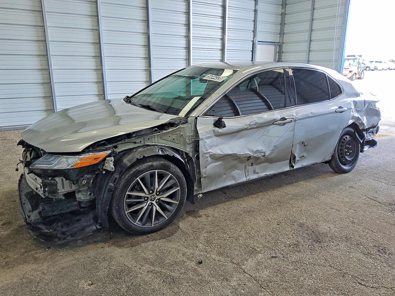 2022 Toyota Camry Xle