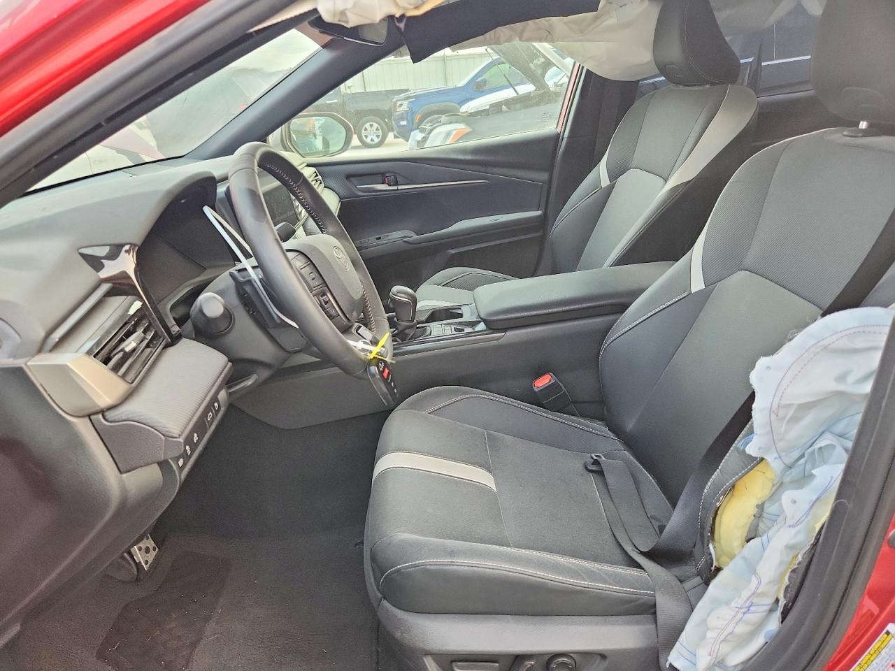 2025 Toyota Camry - Image 7