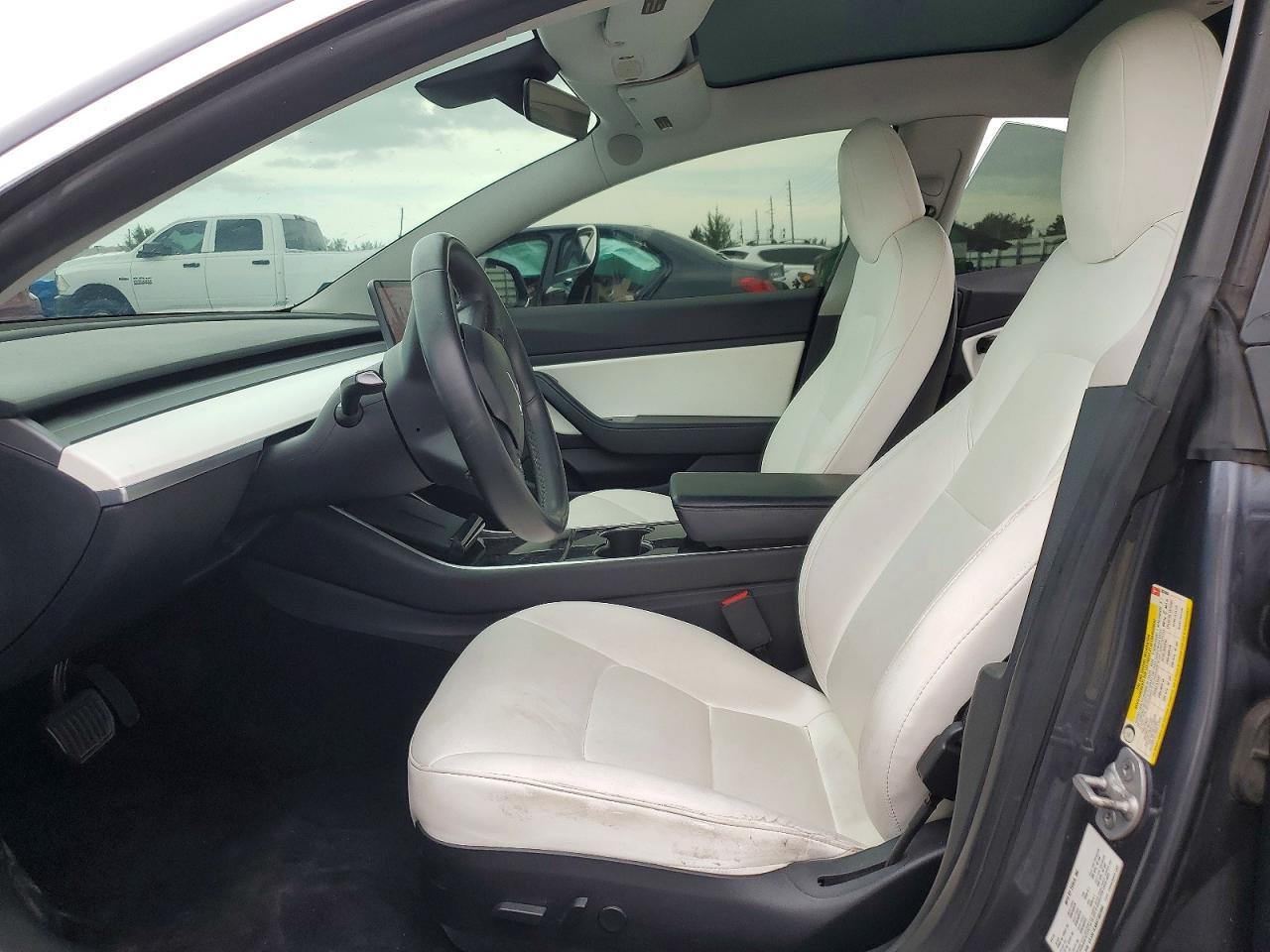 2019 Tesla 3 - Фото 7