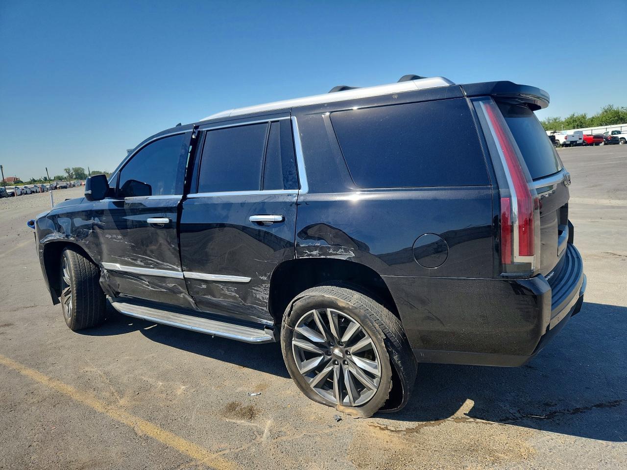 2016 Cadillac Escalade - Фото 2