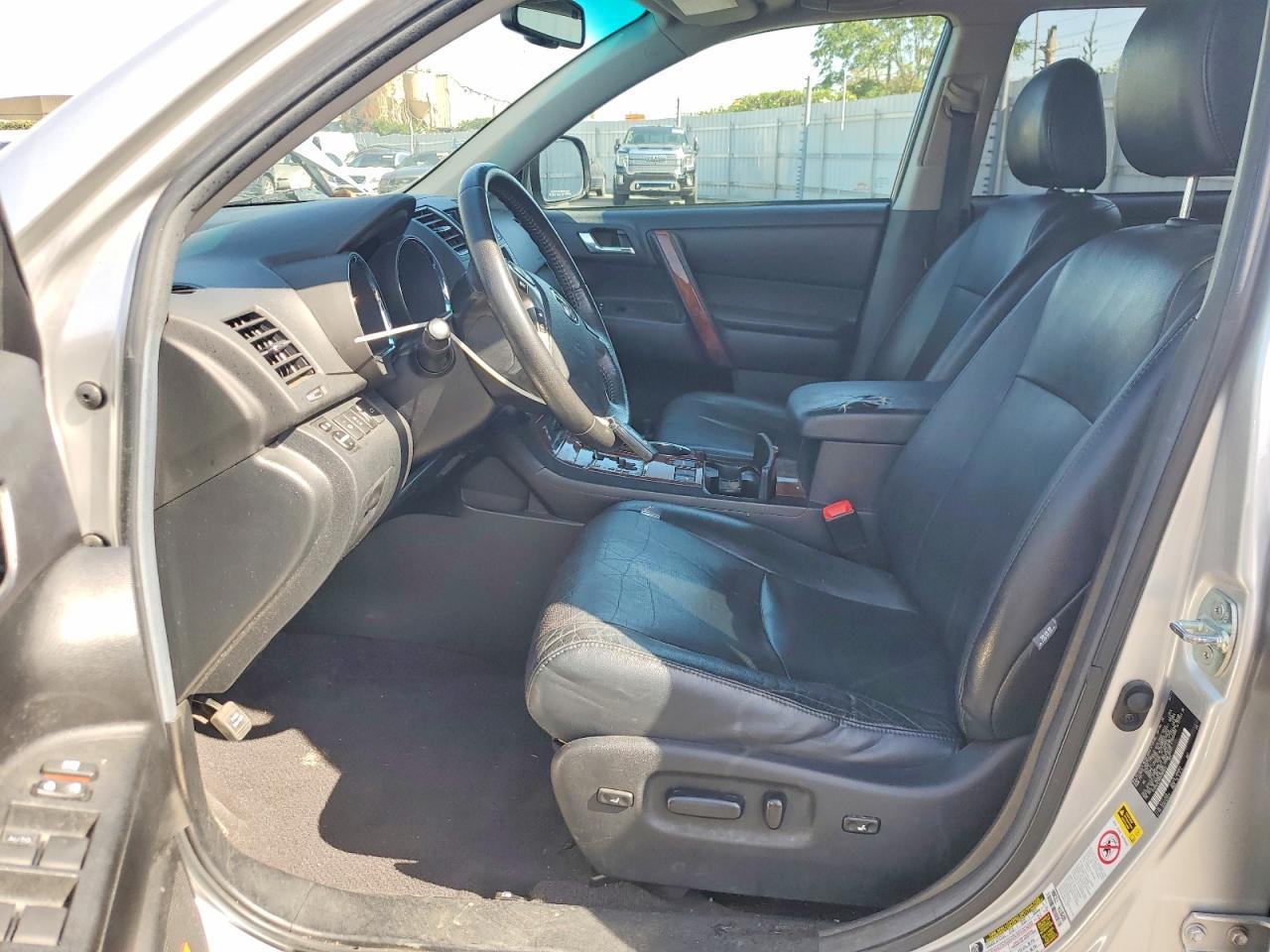 2011 Toyota Highlander Limited - Фото 7