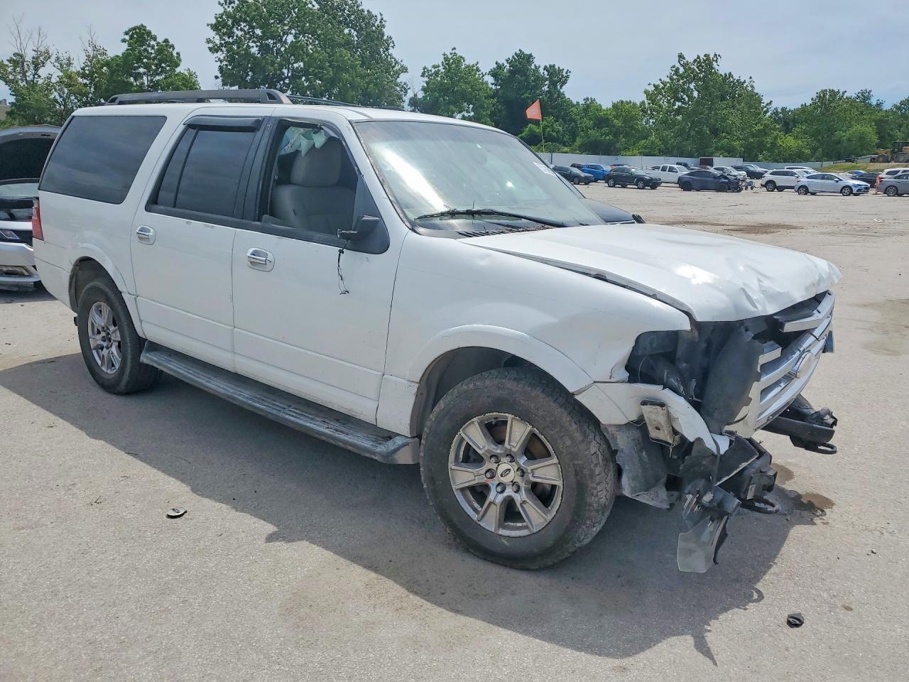 2010 Ford Expedition El Xlt - Фото 4