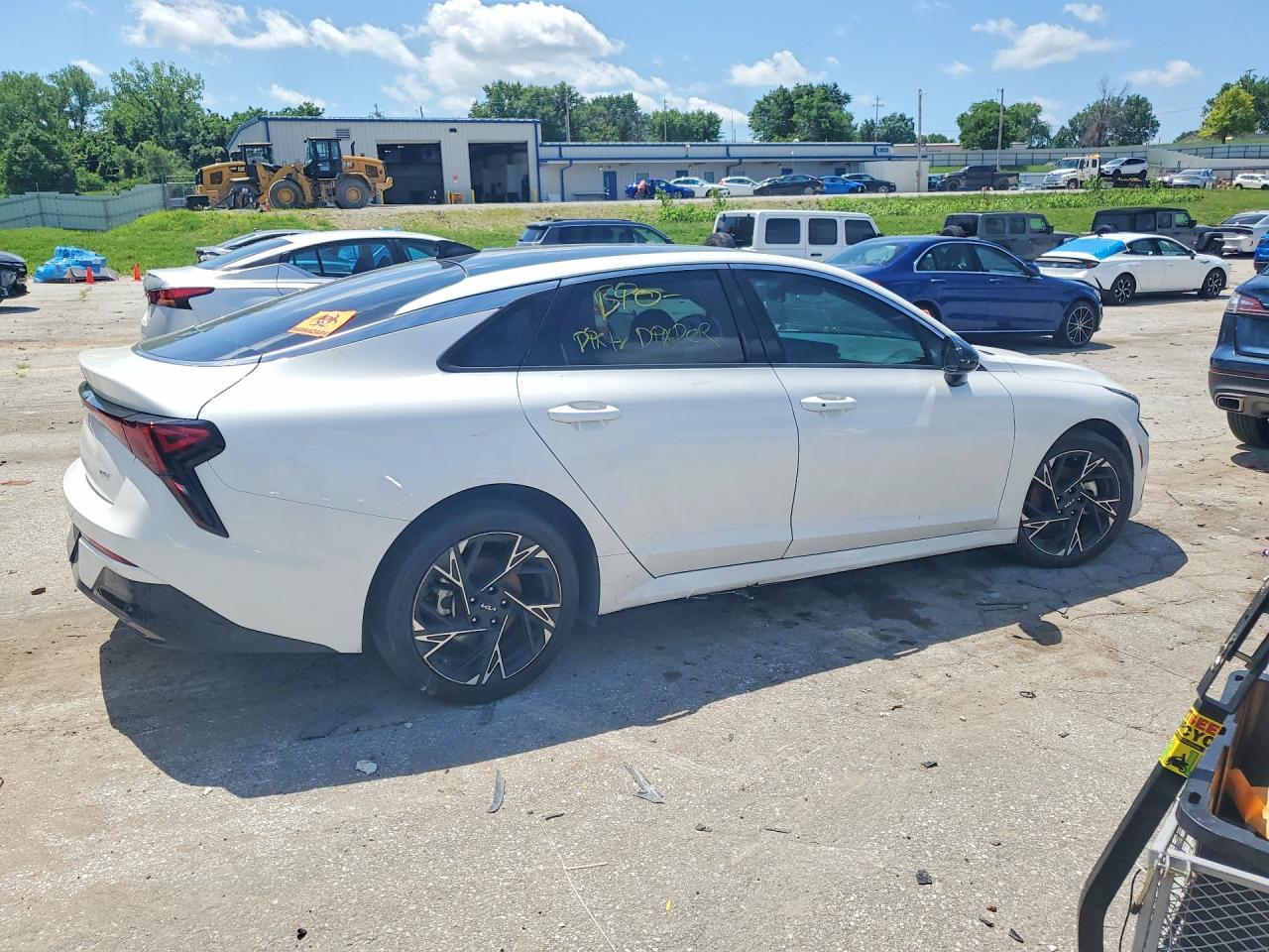 2025 Kia K5 Gt Line - Фото 3
