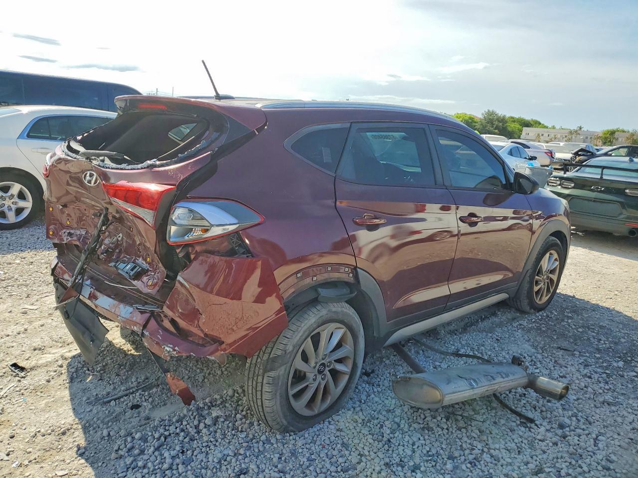 2017 Hyundai Tucson Se - Image 3