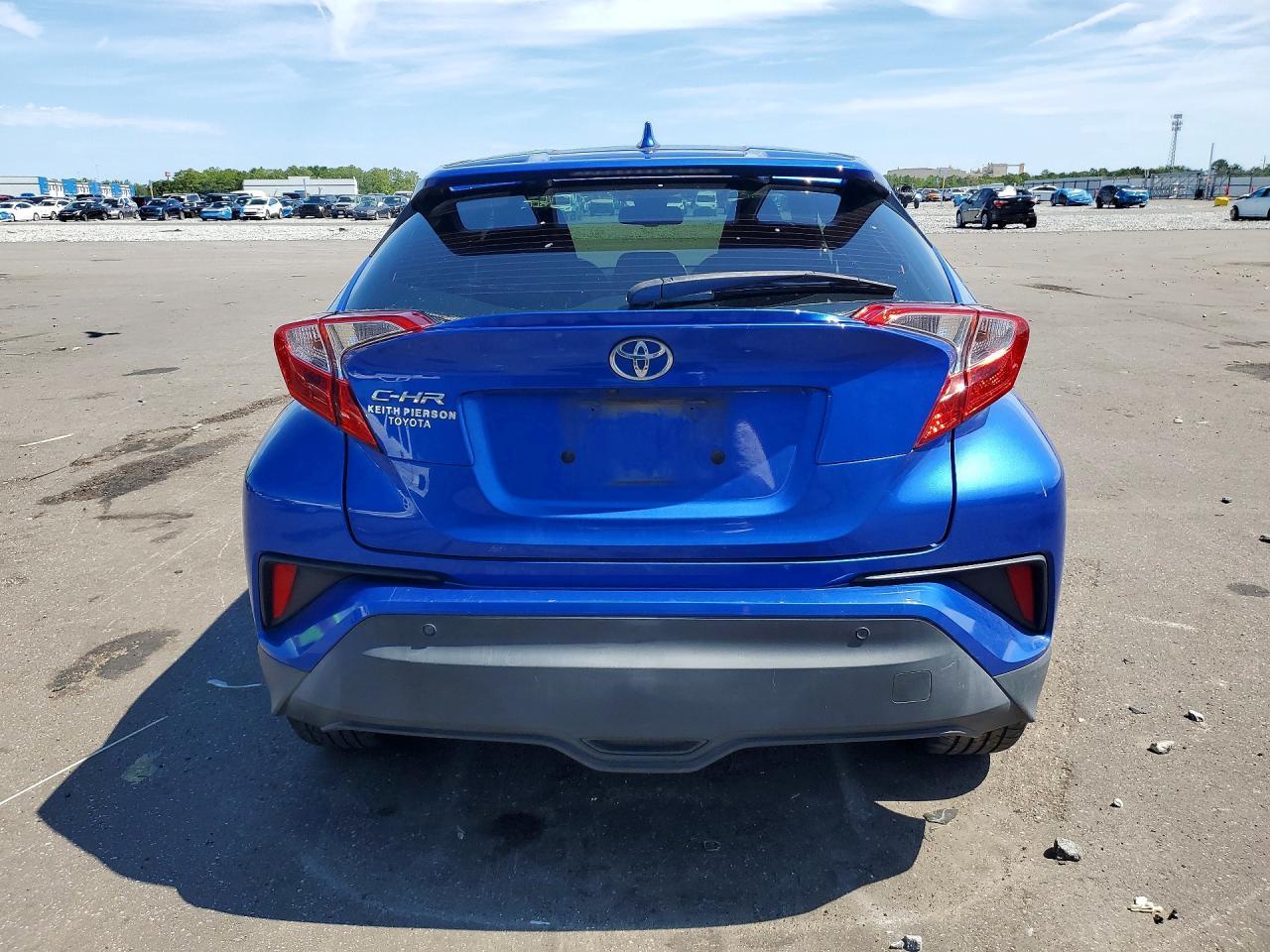 2018 Toyota C-Hr Xle - Image 6