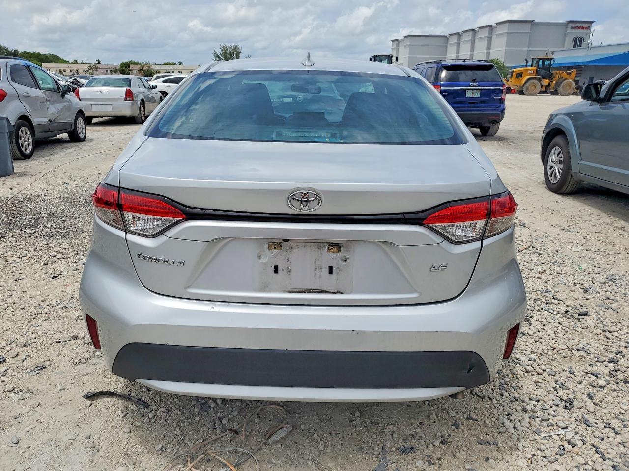 2022 Toyota Corolla Le - Фото 6