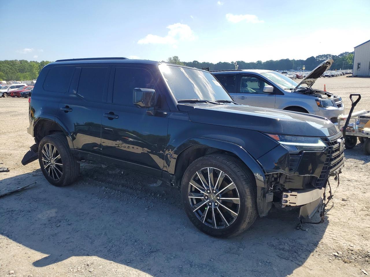 2024 Lexus Gx 550 Luxury - Image 4