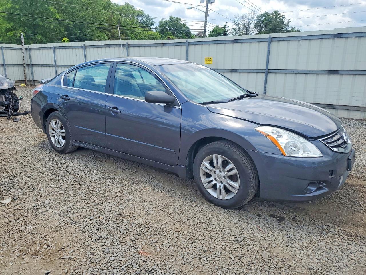 2011 Nissan Altima 2.5 - Фото 4