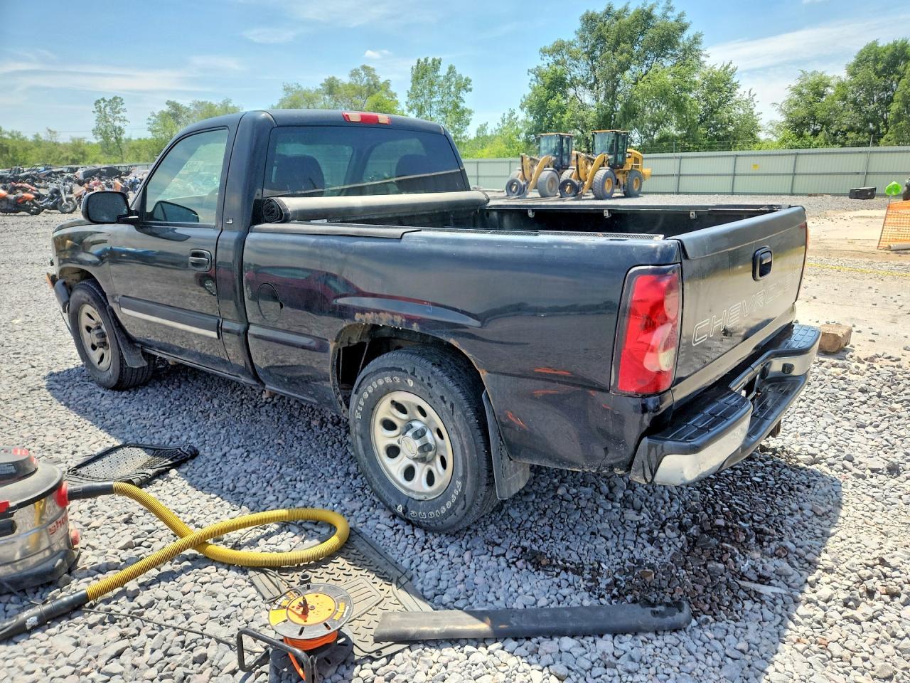 2006 Chevrolet Silverado C1500 - Фото 2