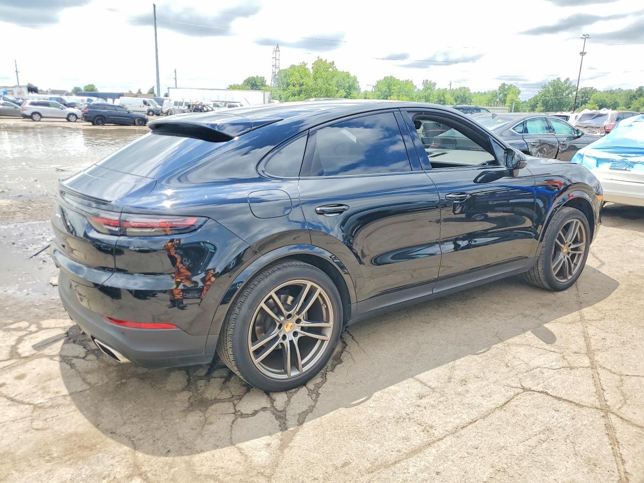 2023 Porsche Cayenne Coupe - Фото 3