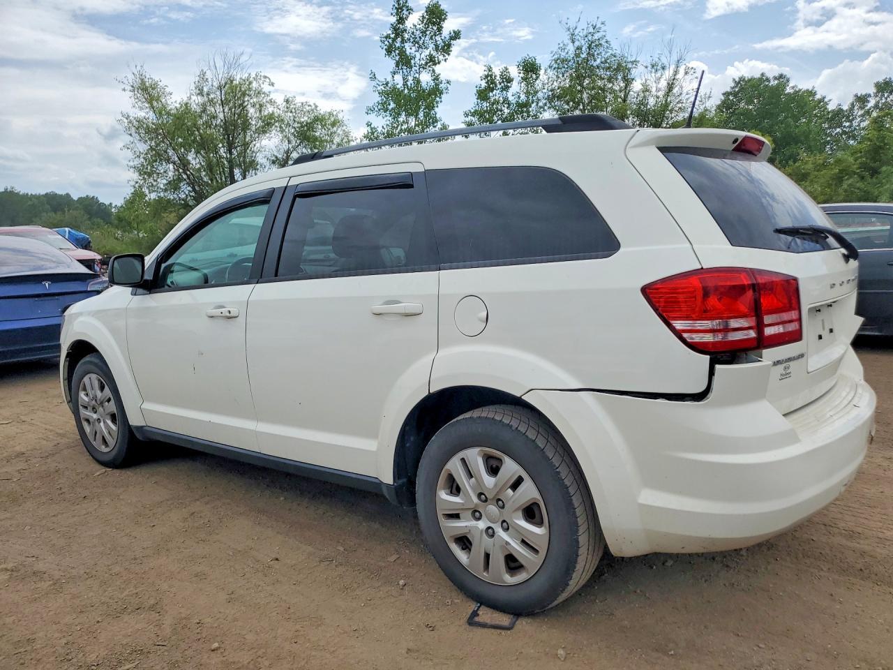 2018 Dodge Journey Se - Image 2