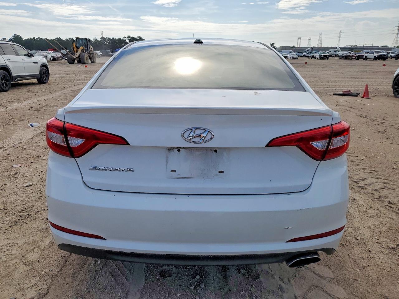 2017 Hyundai Sonata Se - Image 6