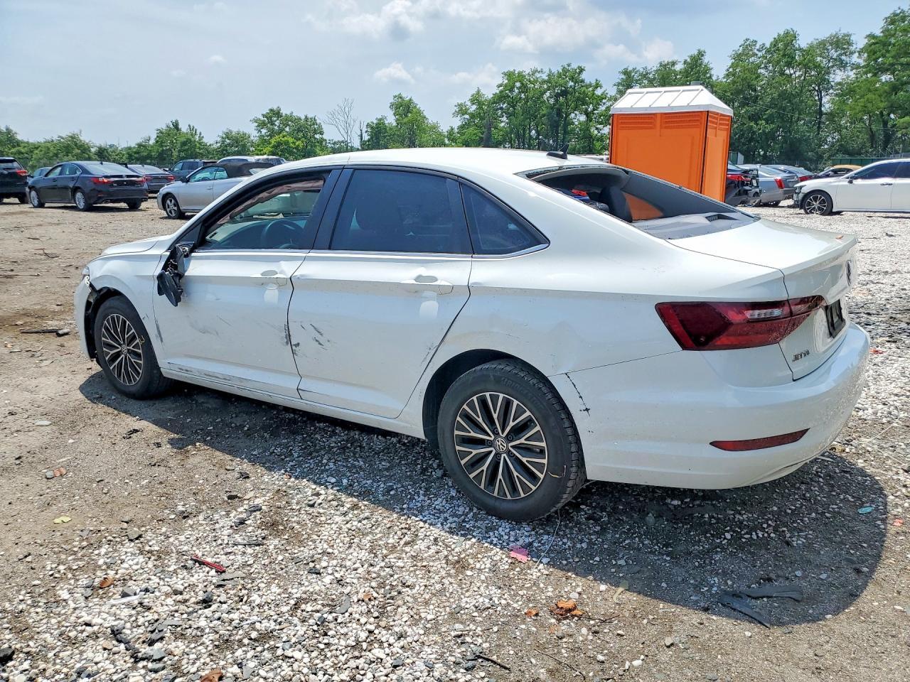 2021 Volkswagen Jetta S - Фото 2